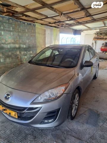 מודעת רכב מאזדה 3