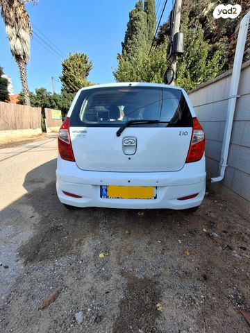 יונדאי i10