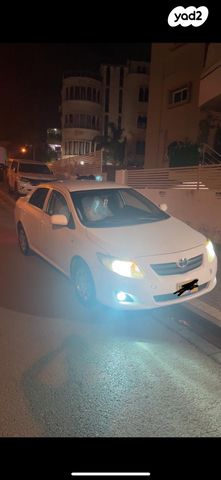 טויוטה קורולה