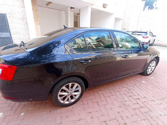 סקודה אוקטביה