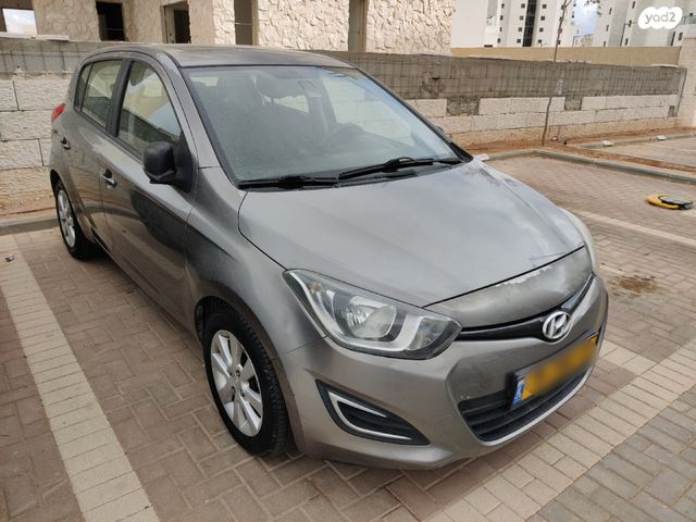 מודעת רכב יונדאי i20