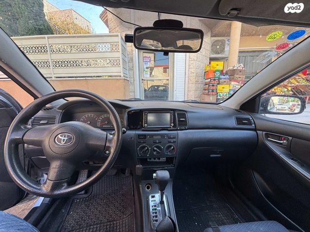 טויוטה קורולה