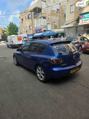 מודעת רכב מאזדה 3