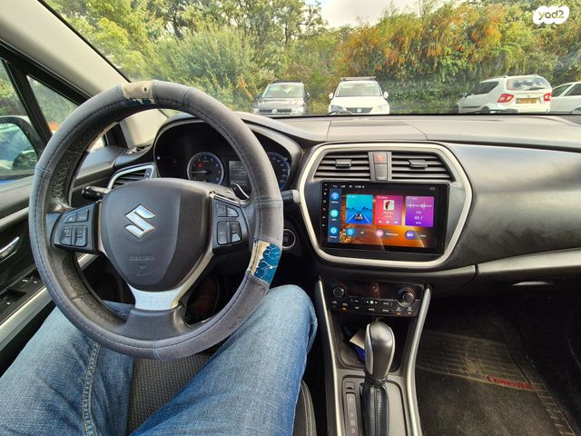 סוזוקי קרוסאובר