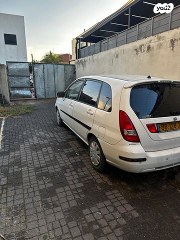 סוזוקי ליאנה