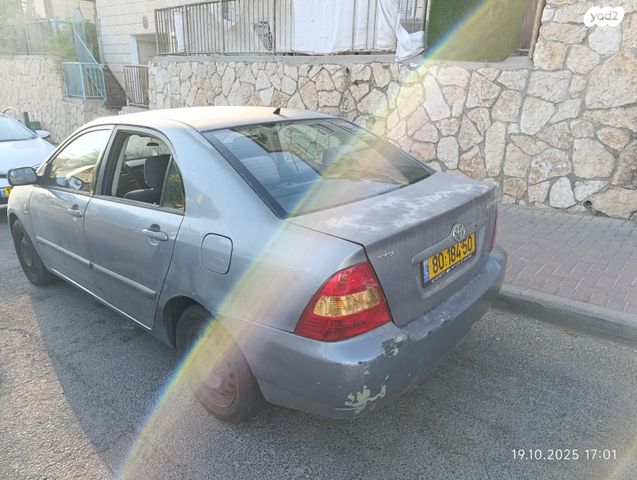 טויוטה קורולה