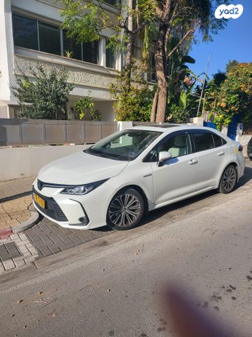 טויוטה קורולה