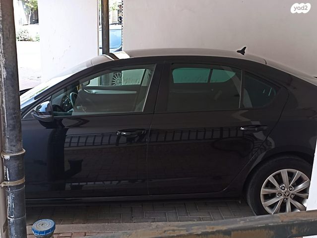 סקודה אוקטביה