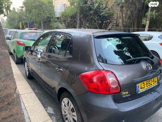 מודעת רכב טויוטה אוריס
