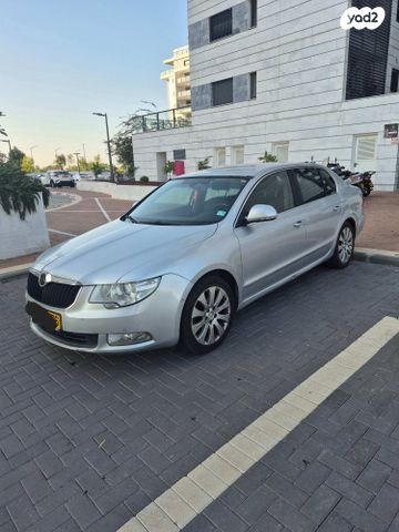 מודעת רכב סקודה סופרב