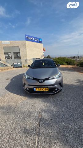 טויוטה C-HR