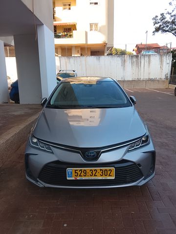 מודעת רכב טויוטה קורולה