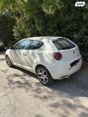 אלפא רומיאו מיטו