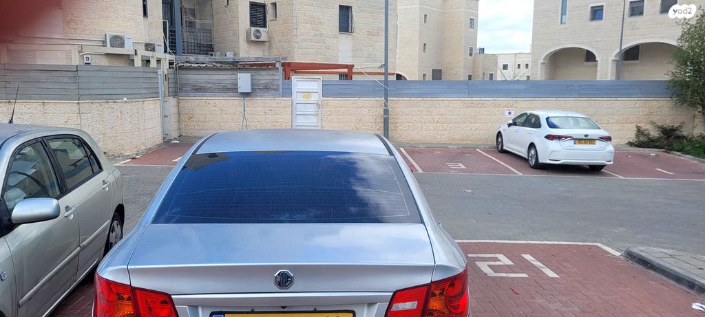 מודעת רכב אם ג'י 350