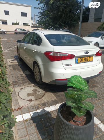 מודעת רכב קיה פורטה