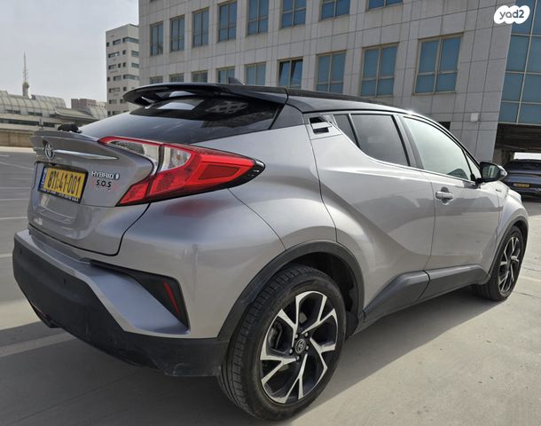טויוטה C-HR