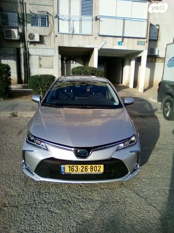 טויוטה קורולה