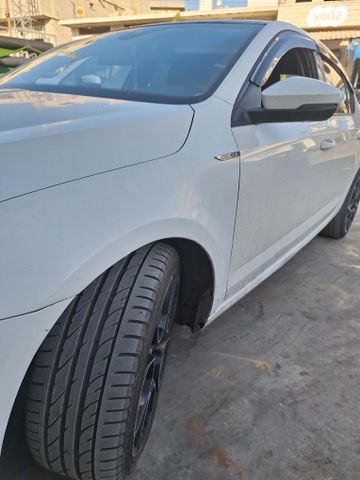 סקודה אוקטביה 