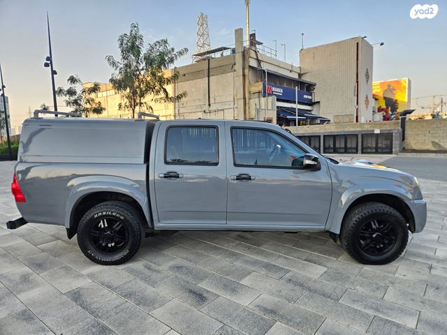 איסוזו די-מקס