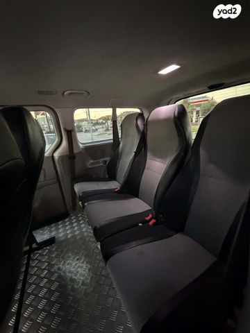 יונדאי H-1 / i800