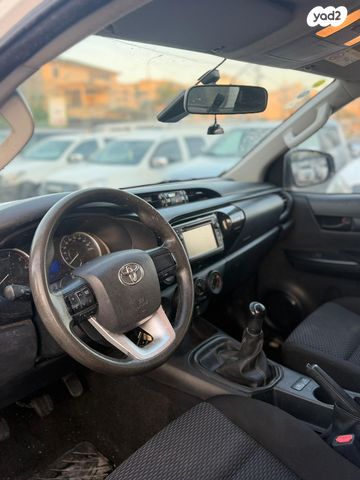 טויוטה היילקס