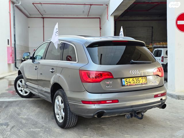אאודי Q7