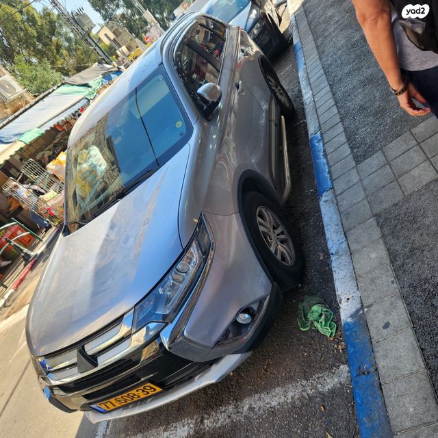 מיצובישי אאוטלנדר