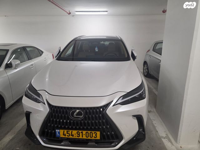 מודעת רכב לקסוס NX