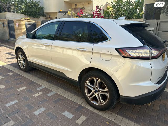 מודעת רכב פורד אדג'