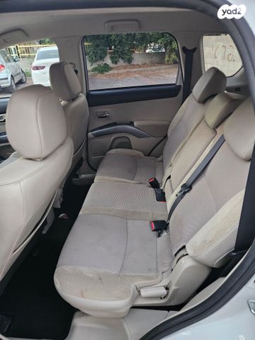 מיצובישי אאוטלנדר