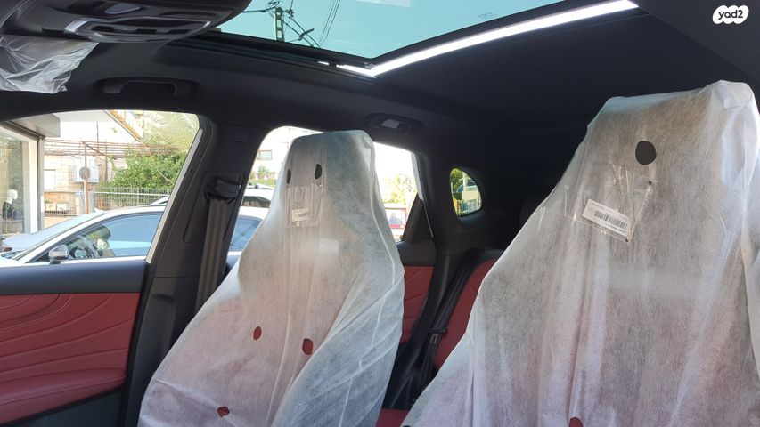 מודעת רכב אם ג'י EHS PHEV