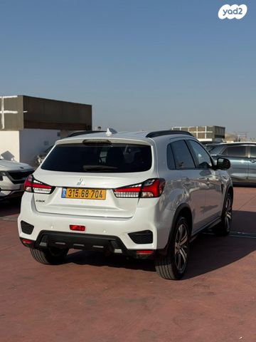 מודעת רכב מיצובישי ASX