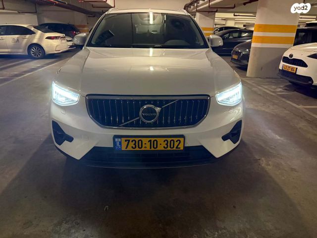 וולוו XC40