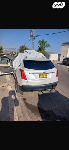 קאדילק XT5