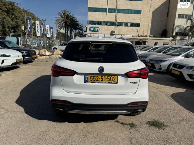 אם ג'י EHS PHEV