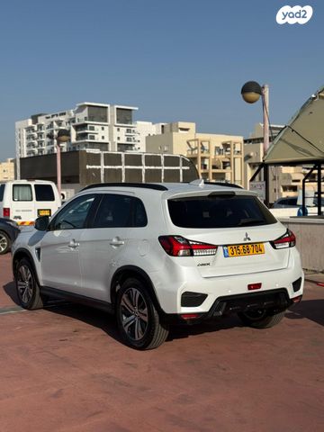 מודעת רכב מיצובישי ASX 1