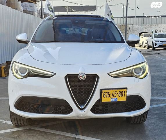 מודעת רכב אלפא רומיאו סטלביו