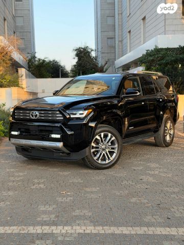 מודעת רכב טויוטה פור-ראנר