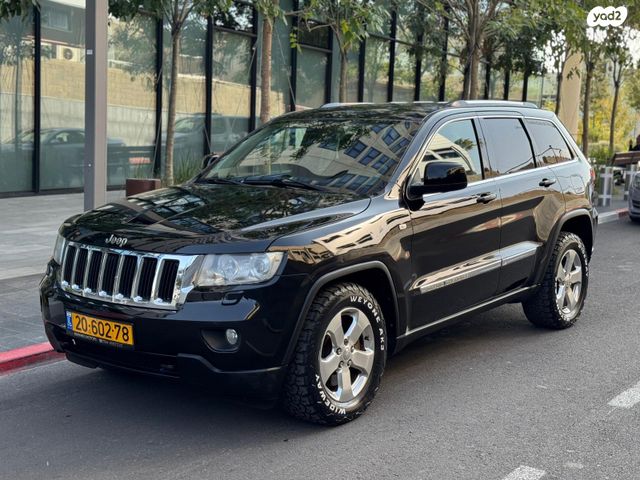 מודעת רכב ג'יפ גרנד צ'ירוקי