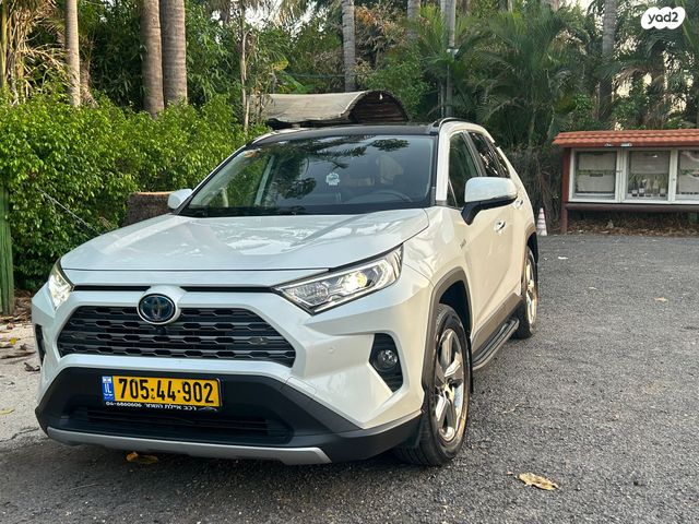 טויוטה RAV4