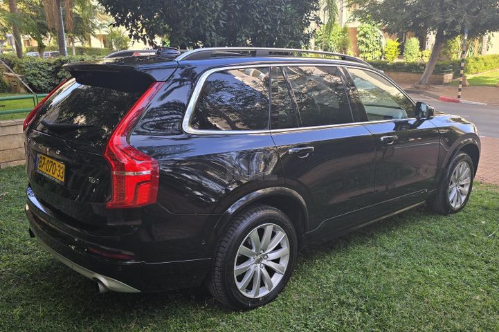 מודעת רכב וולוו XC90 3