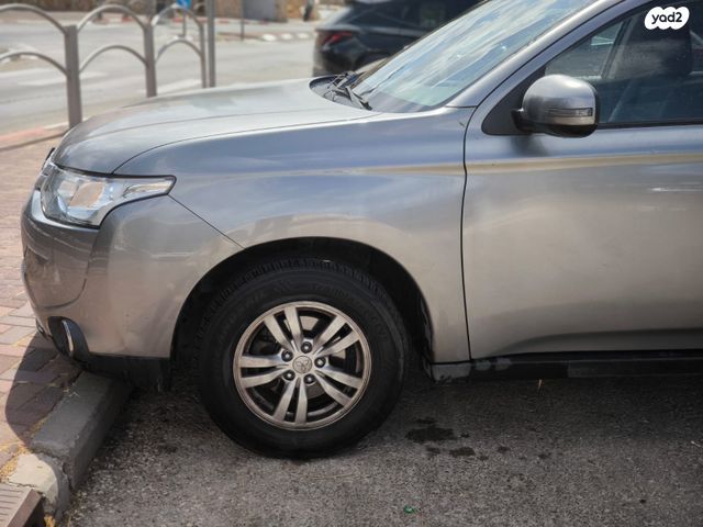 מיצובישי אאוטלנדר