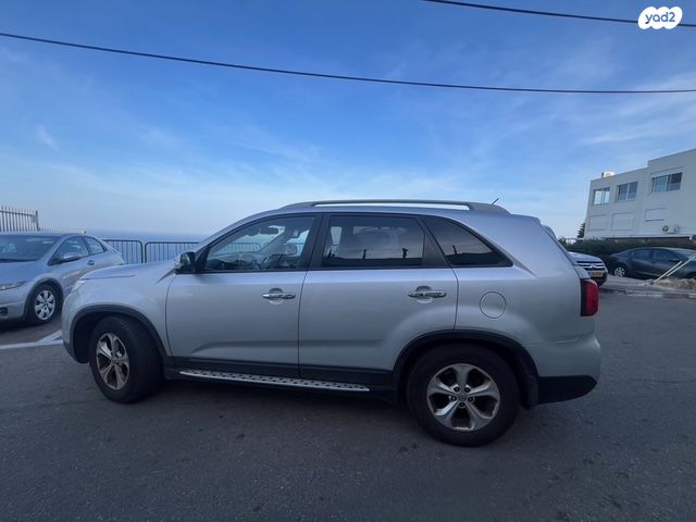 מודעת רכב קיה סורנטו