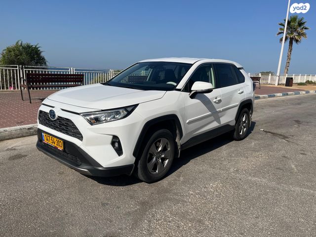 מודעת רכב טויוטה RAV4