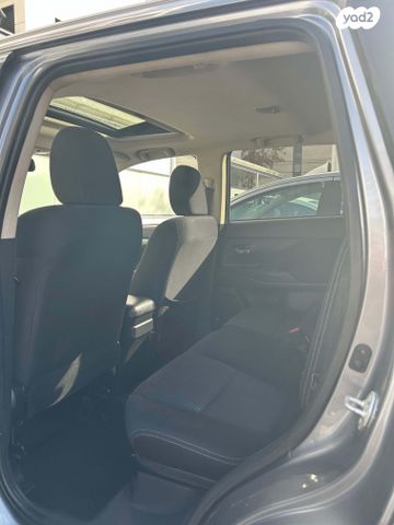 מיצובישי אאוטלנדר