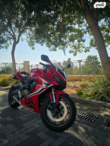 הונדה CBR650R