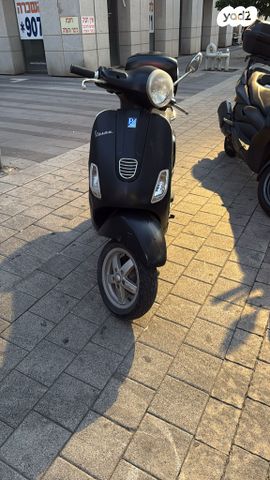 פיאג'ו וספה LX125