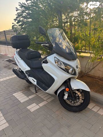 מודעת רכב סאן יאנג מקסים 600