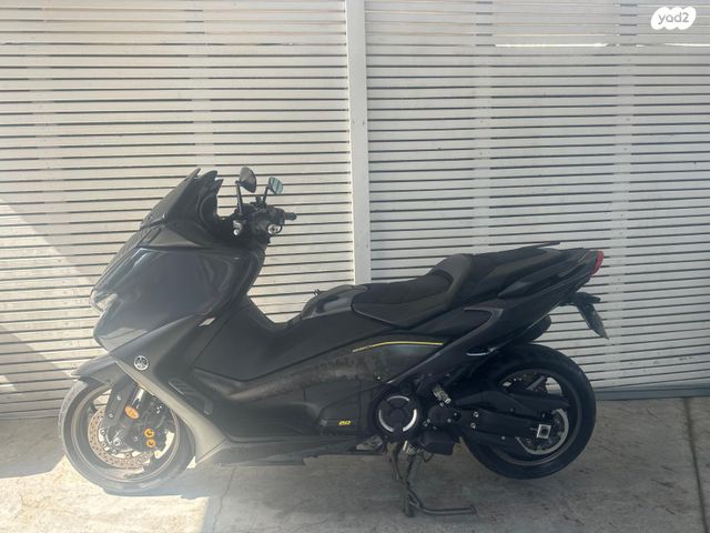 ימאהה Tmax 560 Tech