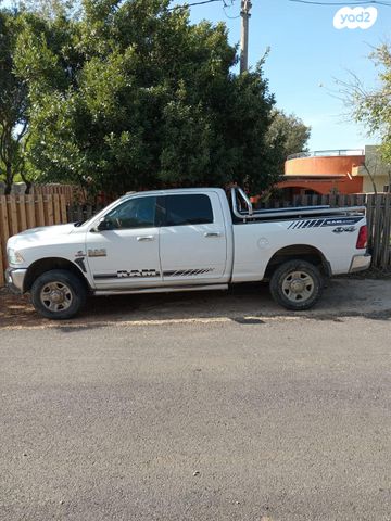 מודעת רכב דודג'